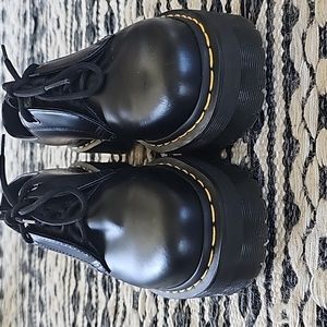 Dr. Martens Jarrick Lo Black Leather Platform US Ladies 8